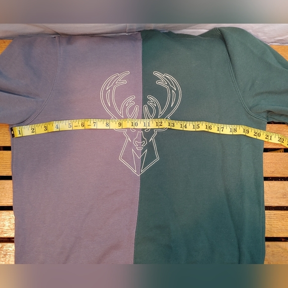 Milwaukee Bucks New Era French Terry Color Block Pullover Sweatshirt Size Medium - Picture 7 of 11